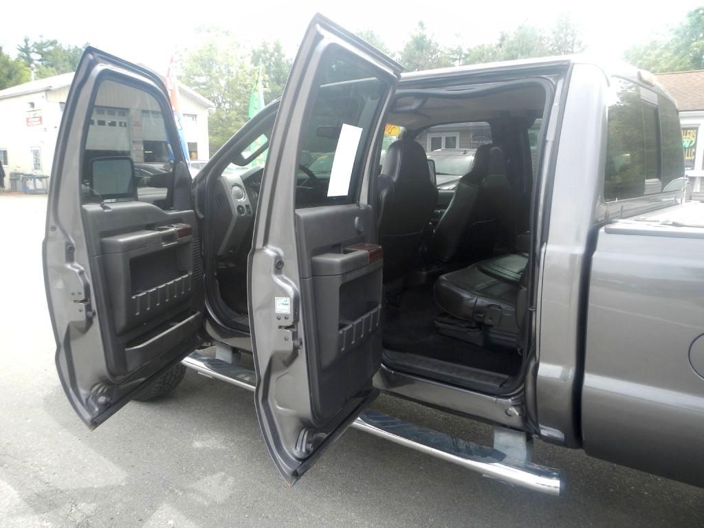 Ford F-350 SD Lariat Crew Cab 4WD 2009