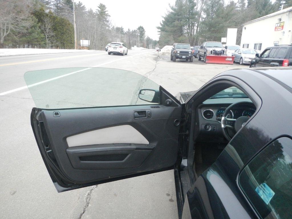 Ford Mustang V6 Coupe 2014