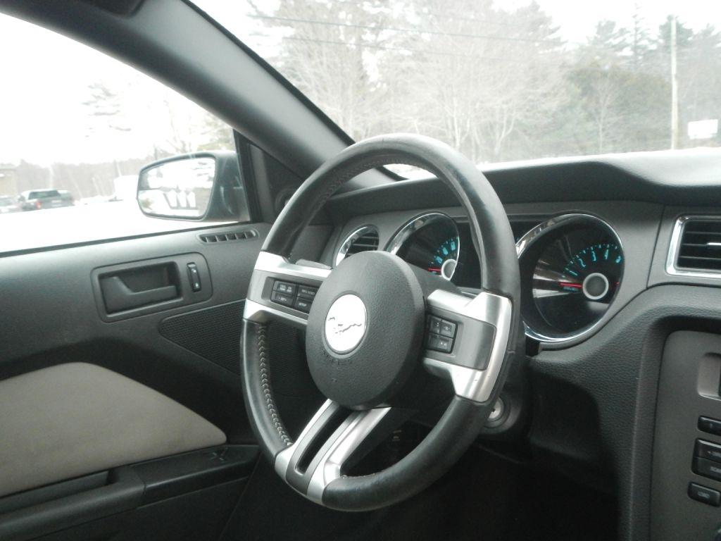 Ford Mustang V6 Coupe 2014