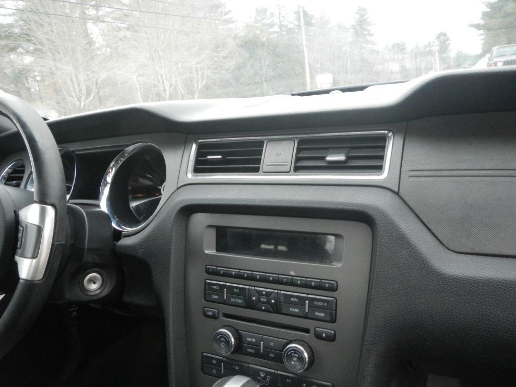 Ford Mustang V6 Coupe 2014