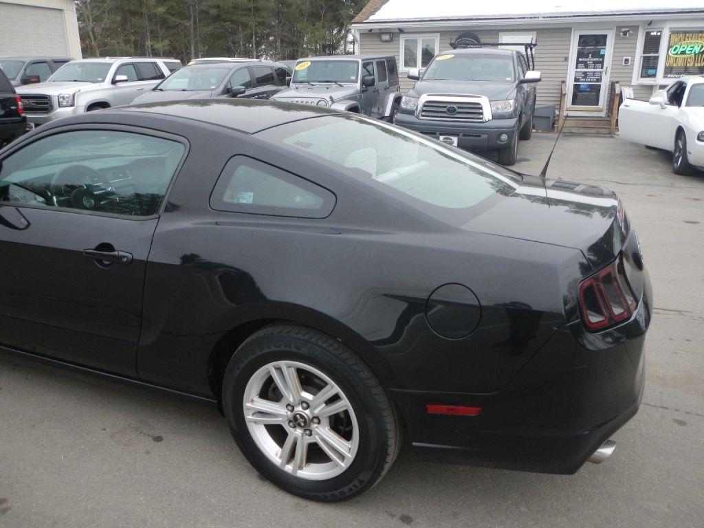 Ford Mustang V6 Coupe 2014