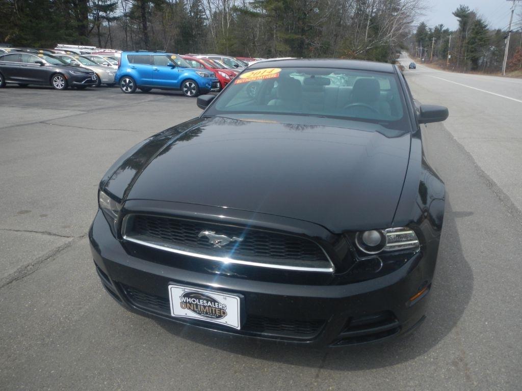 Ford Mustang V6 Coupe 2014