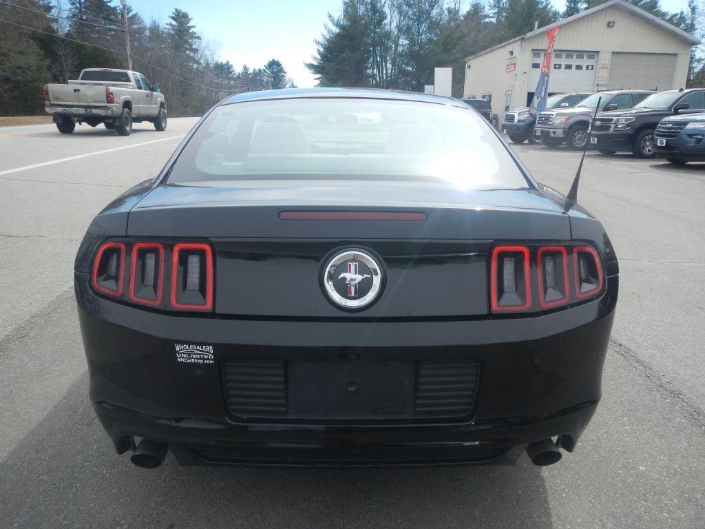 Ford Mustang V6 Coupe 2014