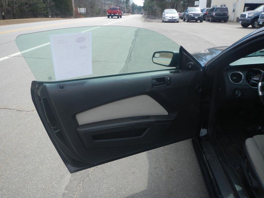 Ford Mustang V6 Coupe 2014