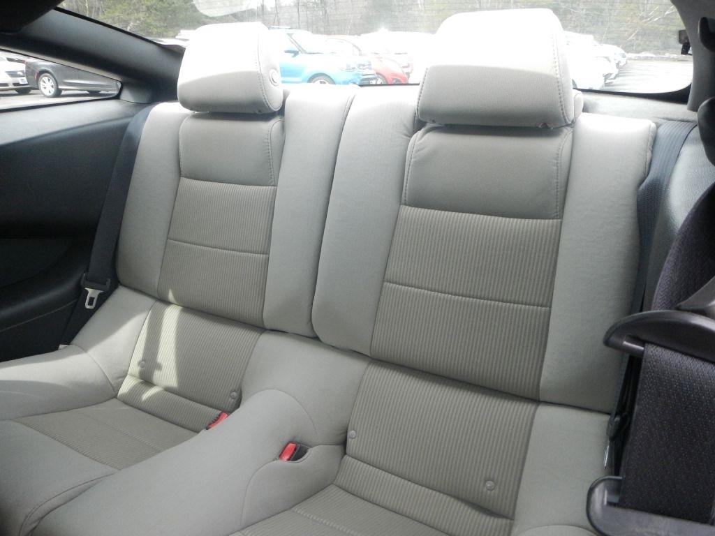 Ford Mustang V6 Coupe 2014