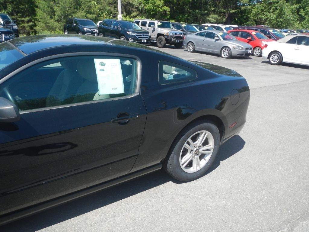 Ford Mustang V6 Coupe 2014