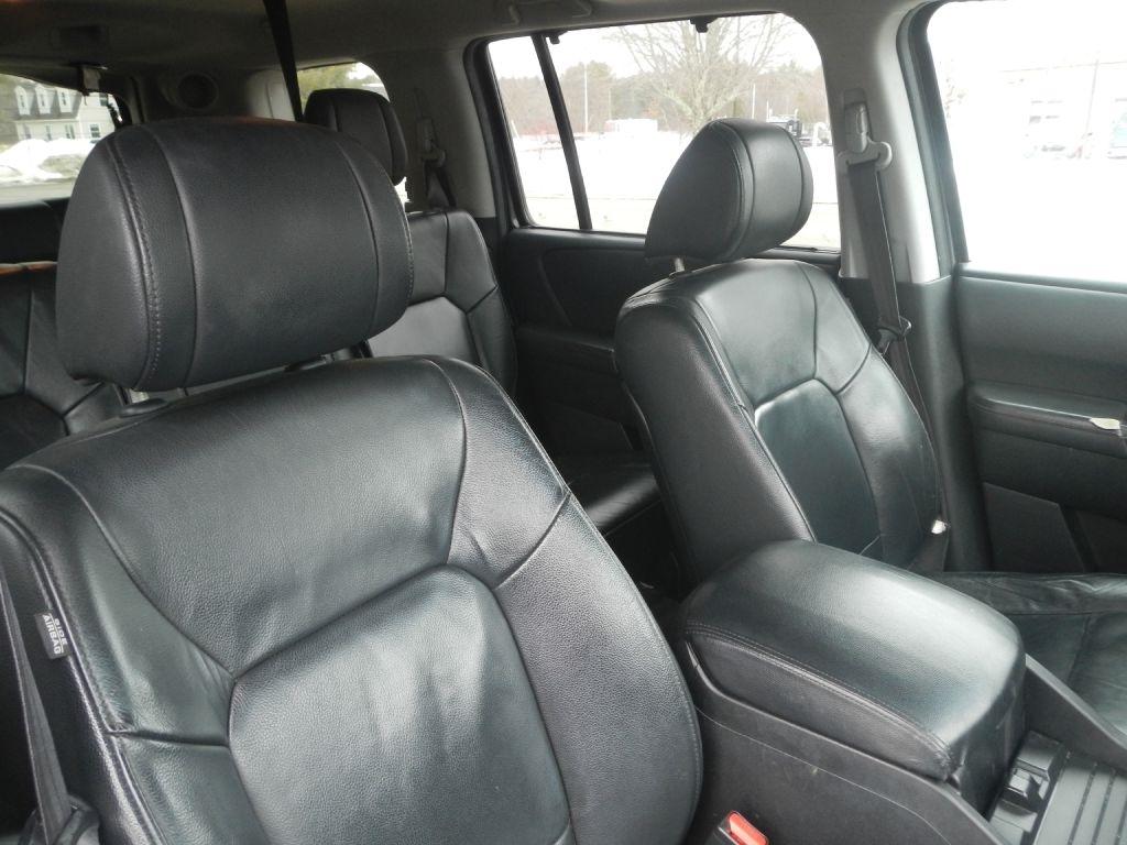 Honda Pilot Touring 4WD 5-Spd AT with DVD 2012