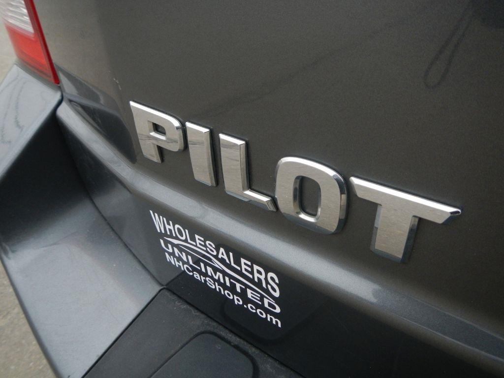 Honda Pilot Touring 4WD 5-Spd AT with DVD 2012