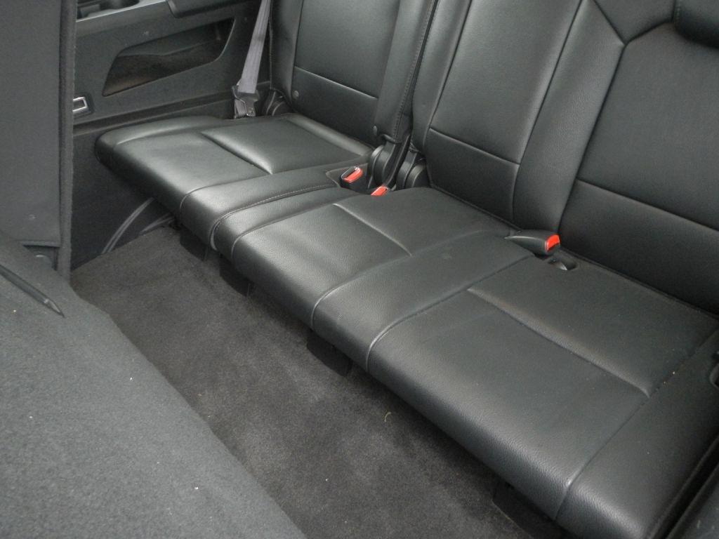 Honda Pilot Touring 4WD 5-Spd AT with DVD 2012