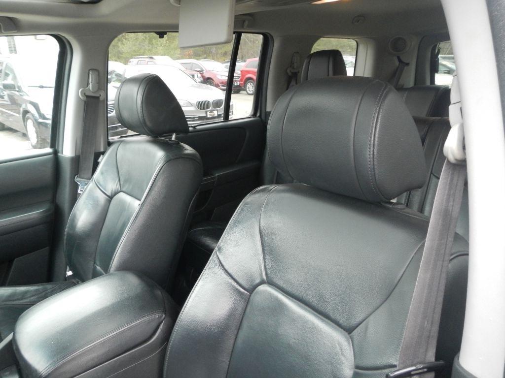 Honda Pilot Touring 4WD 5-Spd AT with DVD 2012