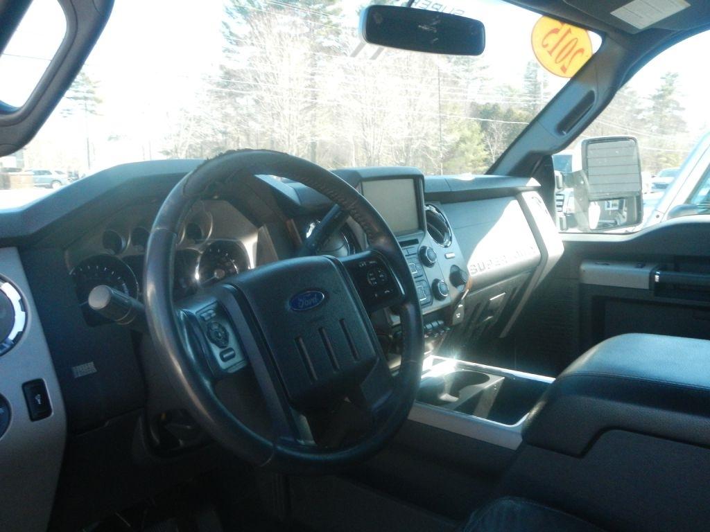 Ford F-350 SD Lariat Crew Cab 4WD 2015