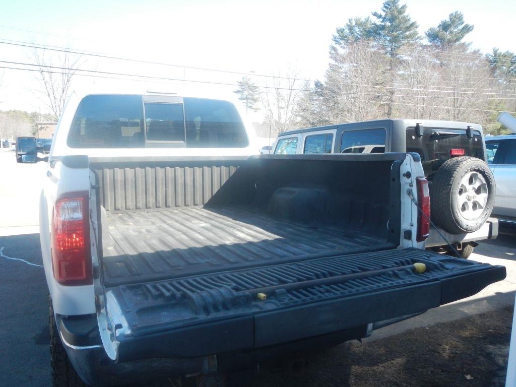 Ford F-350 SD Lariat Crew Cab 4WD 2015