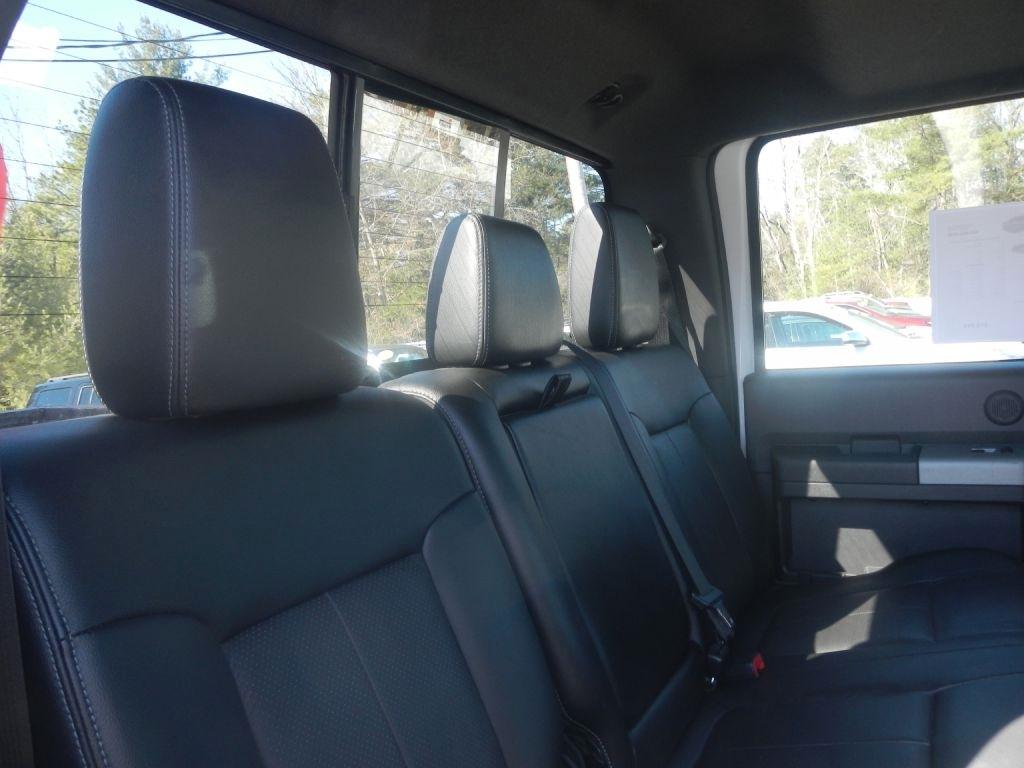 Ford F-350 SD Lariat Crew Cab 4WD 2015