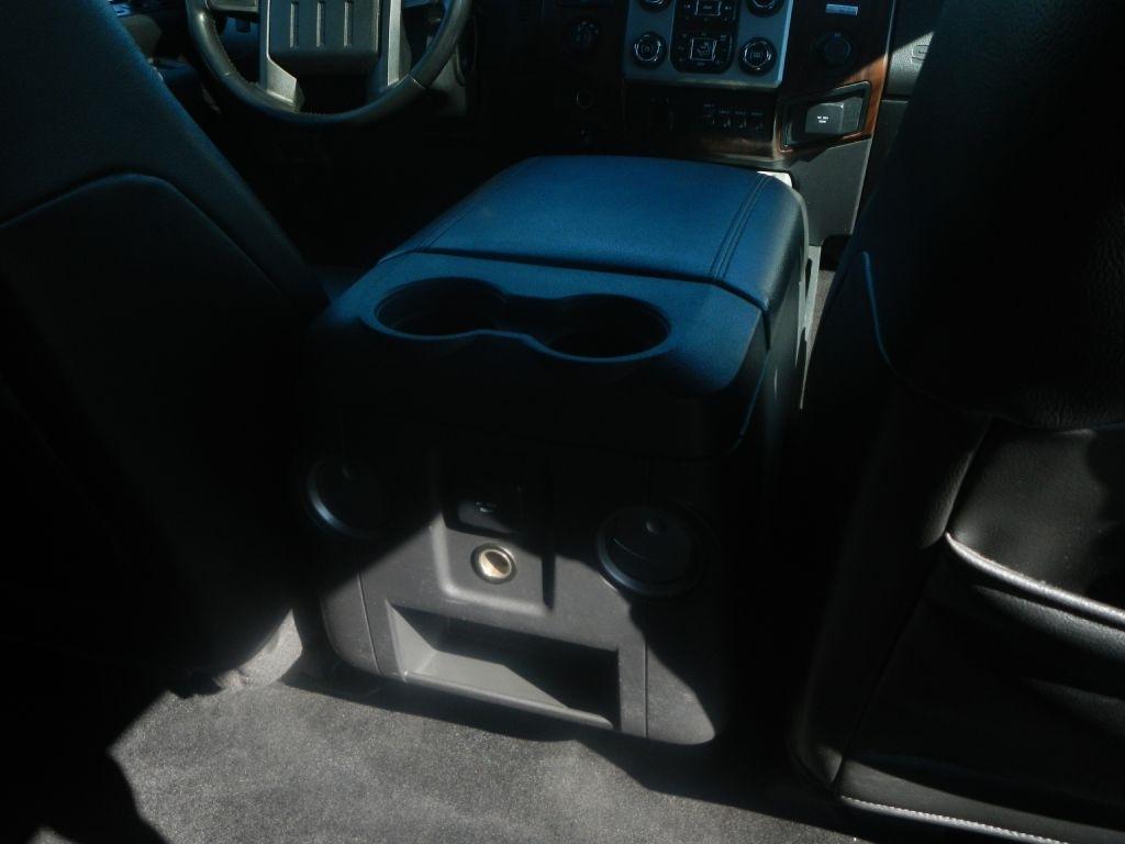 Ford F-350 SD Lariat Crew Cab 4WD 2015