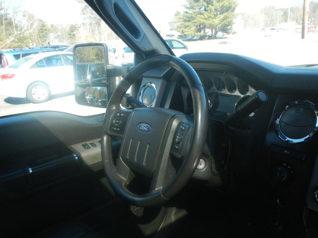 Ford F-350 SD Lariat Crew Cab 4WD 2015