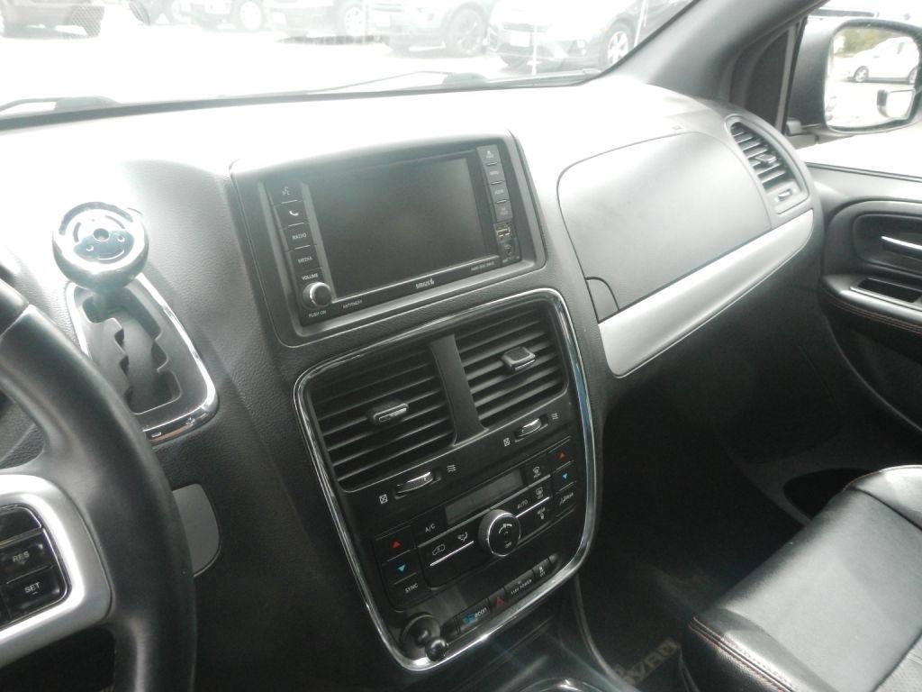 Dodge Grand Caravan R/T 2014