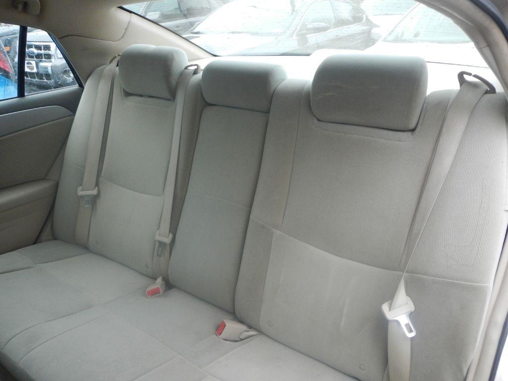 Toyota Avalon XL 2009