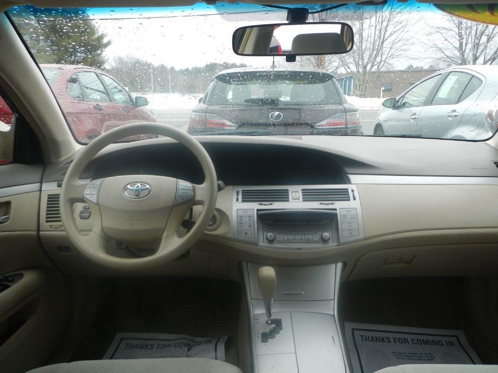 Toyota Avalon XL 2009