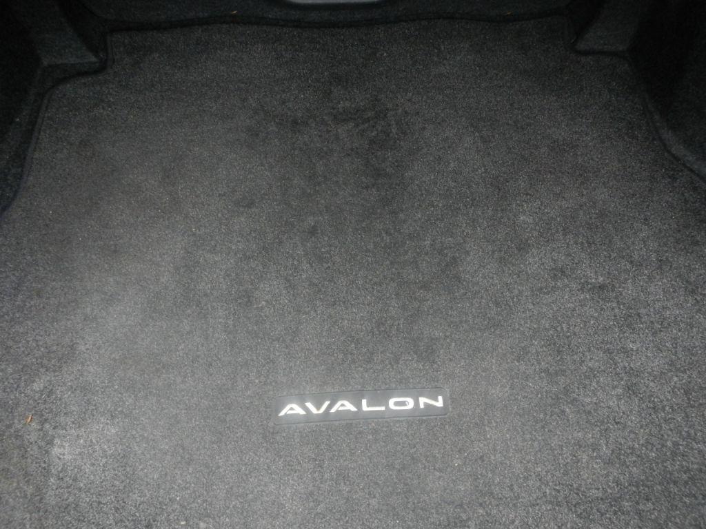 Toyota Avalon XL 2009