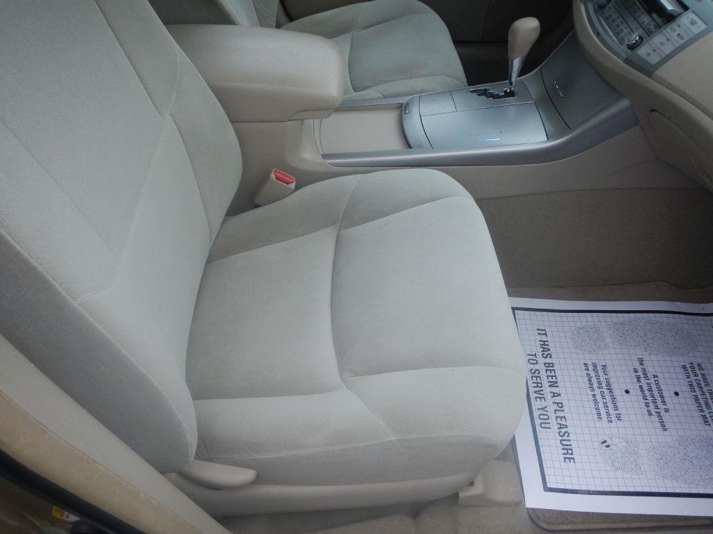 Toyota Avalon XL 2009