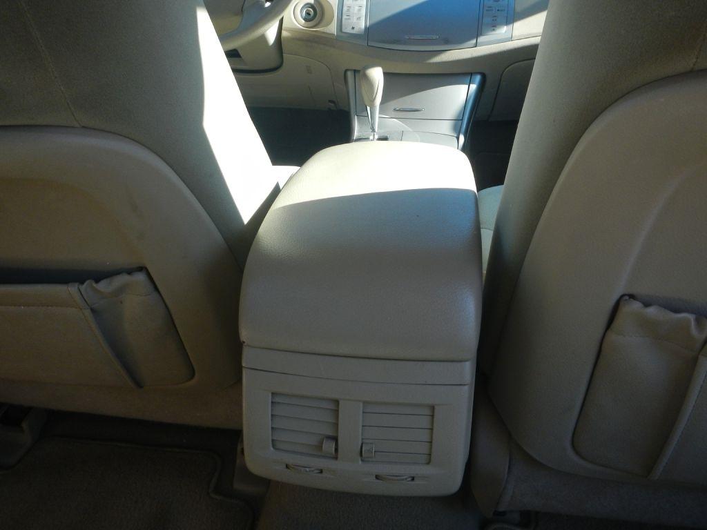 Toyota Avalon XL 2009