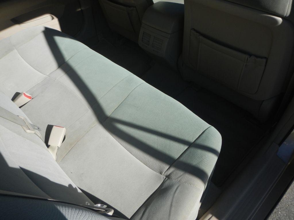 Toyota Avalon XL 2009