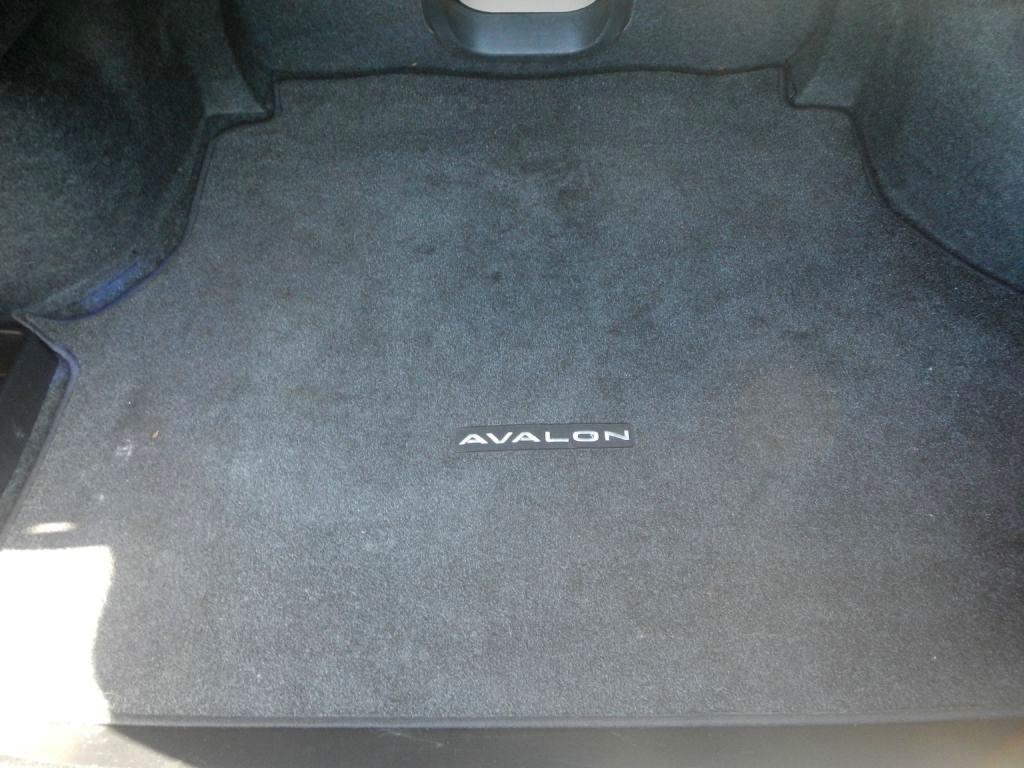 Toyota Avalon XL 2009