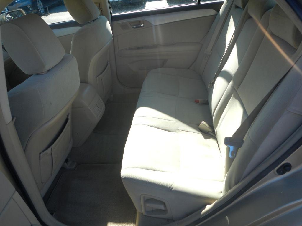 Toyota Avalon XL 2009