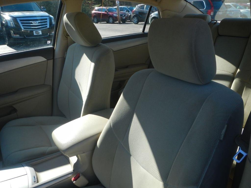 Toyota Avalon XL 2009