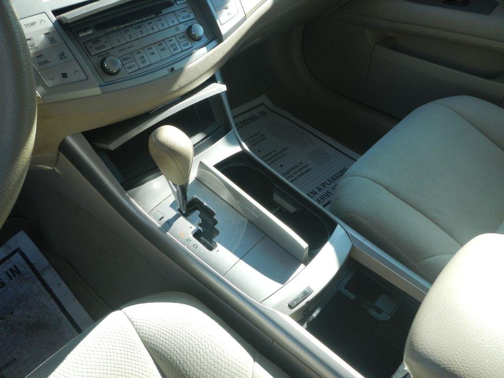 Toyota Avalon XL 2009