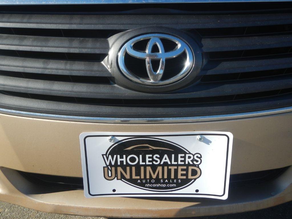 Toyota Avalon XL 2009