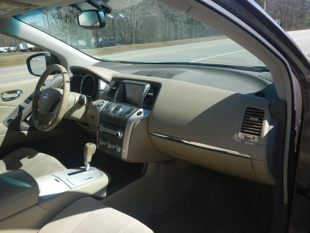 Nissan Murano SV AWD 2014