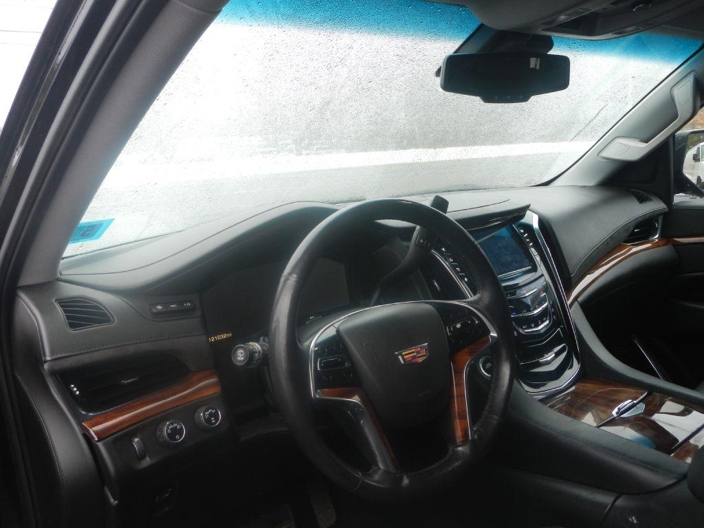 Cadillac Escalade ESV Premium 4WD 2015