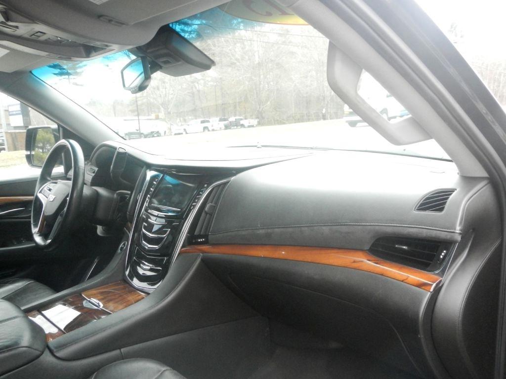 Cadillac Escalade ESV Premium 4WD 2015