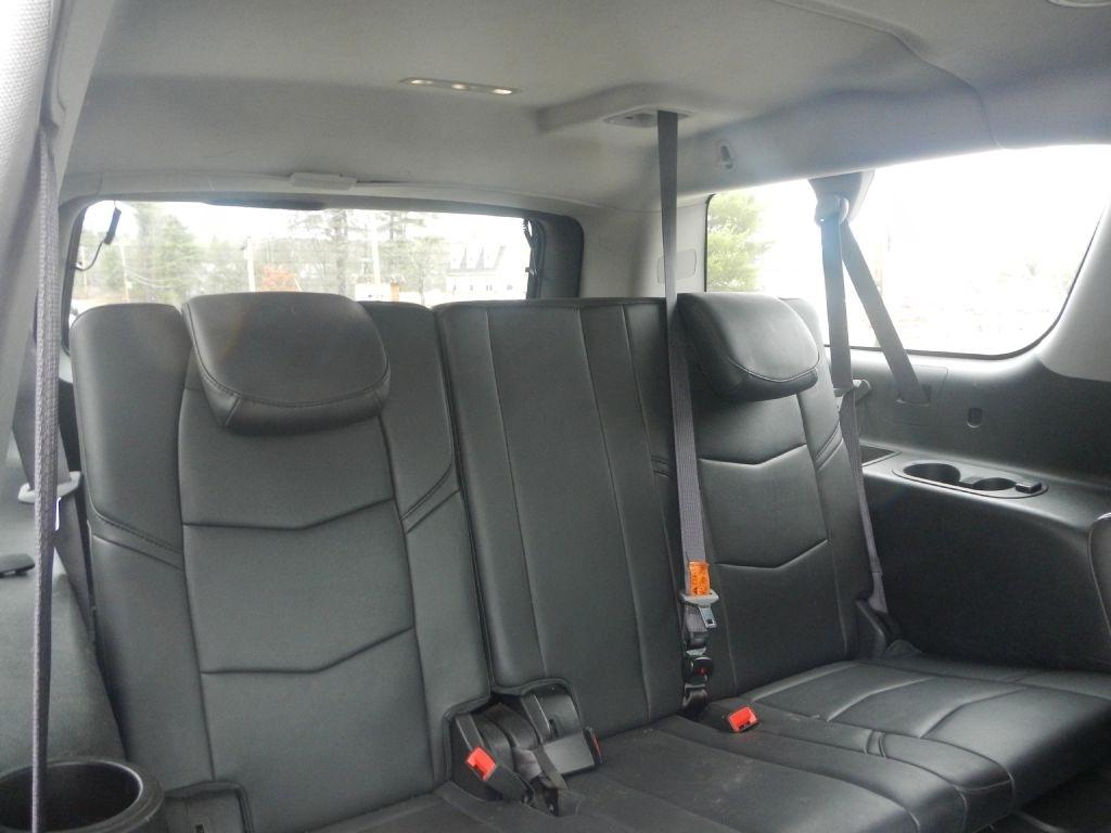 Cadillac Escalade ESV Premium 4WD 2015