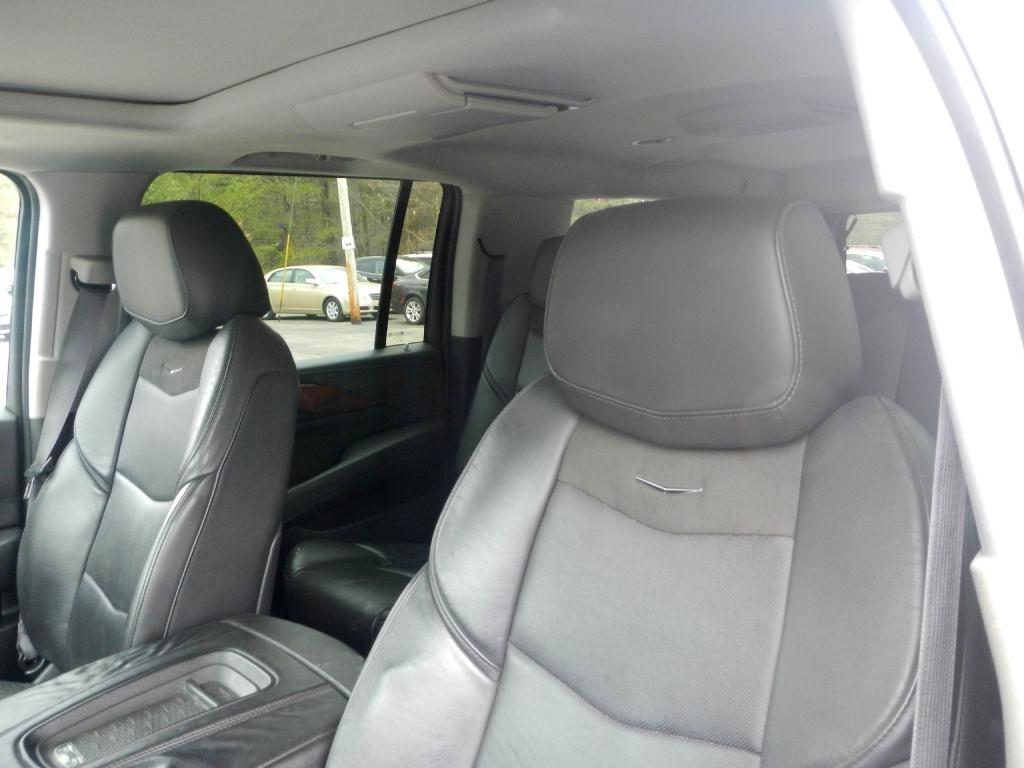 Cadillac Escalade ESV Premium 4WD 2015