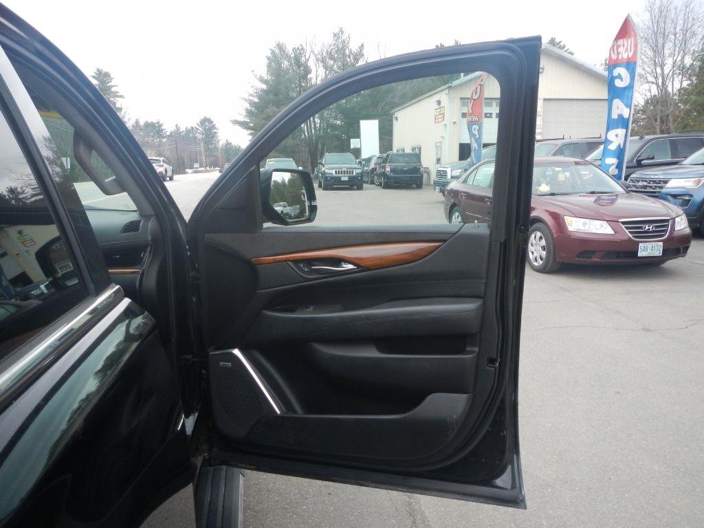 Cadillac Escalade ESV Premium 4WD 2015