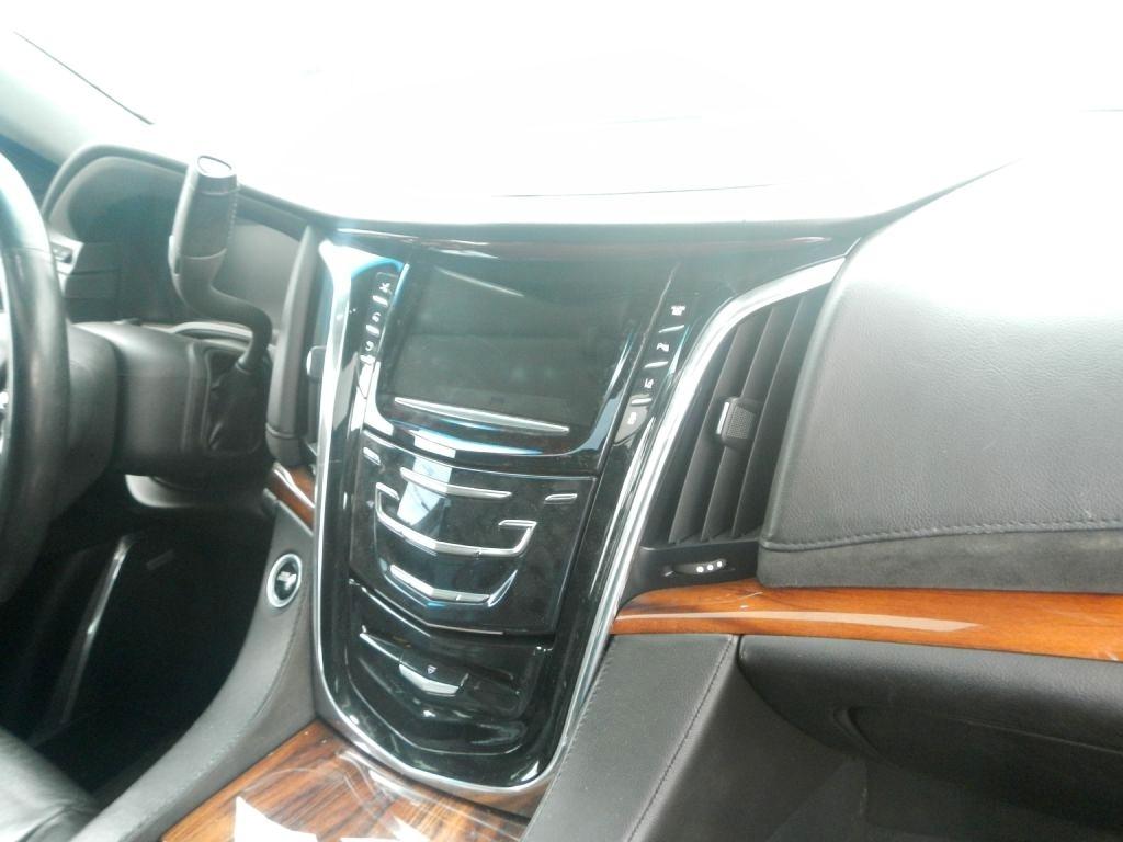 Cadillac Escalade ESV Premium 4WD 2015