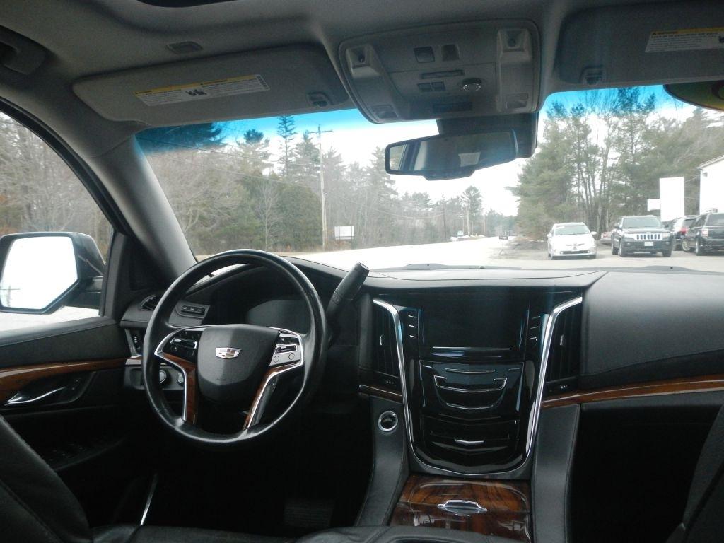 Cadillac Escalade ESV Premium 4WD 2015