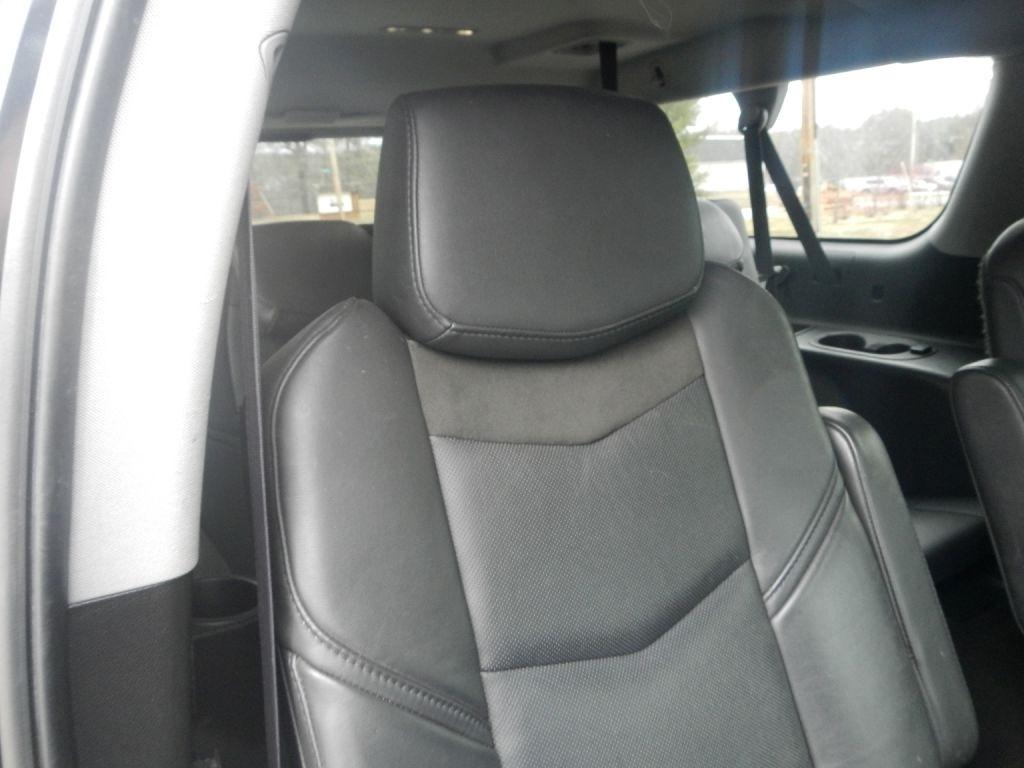 Cadillac Escalade ESV Premium 4WD 2015