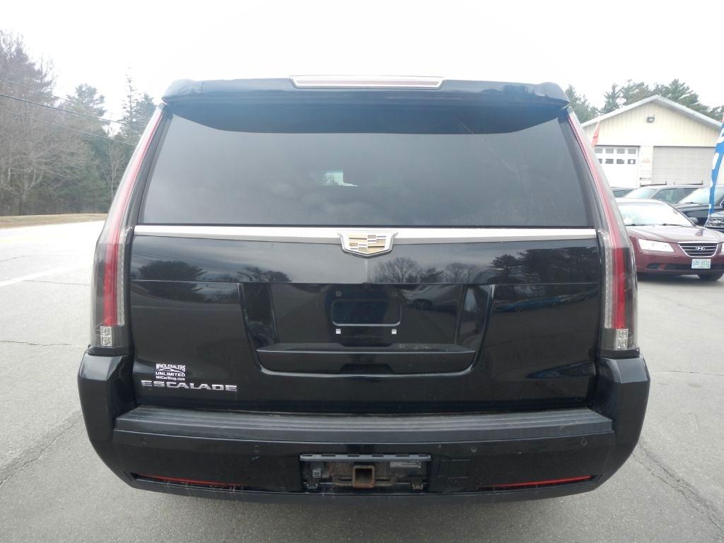 Cadillac Escalade ESV Premium 4WD 2015