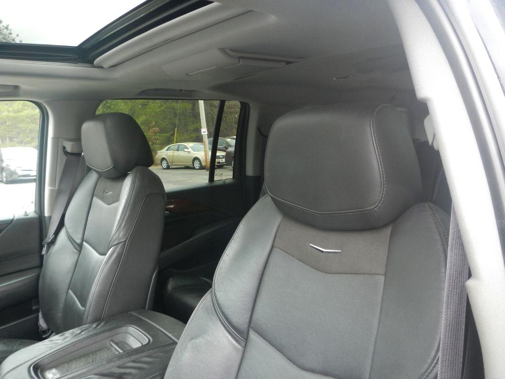 Cadillac Escalade ESV Premium 4WD 2015