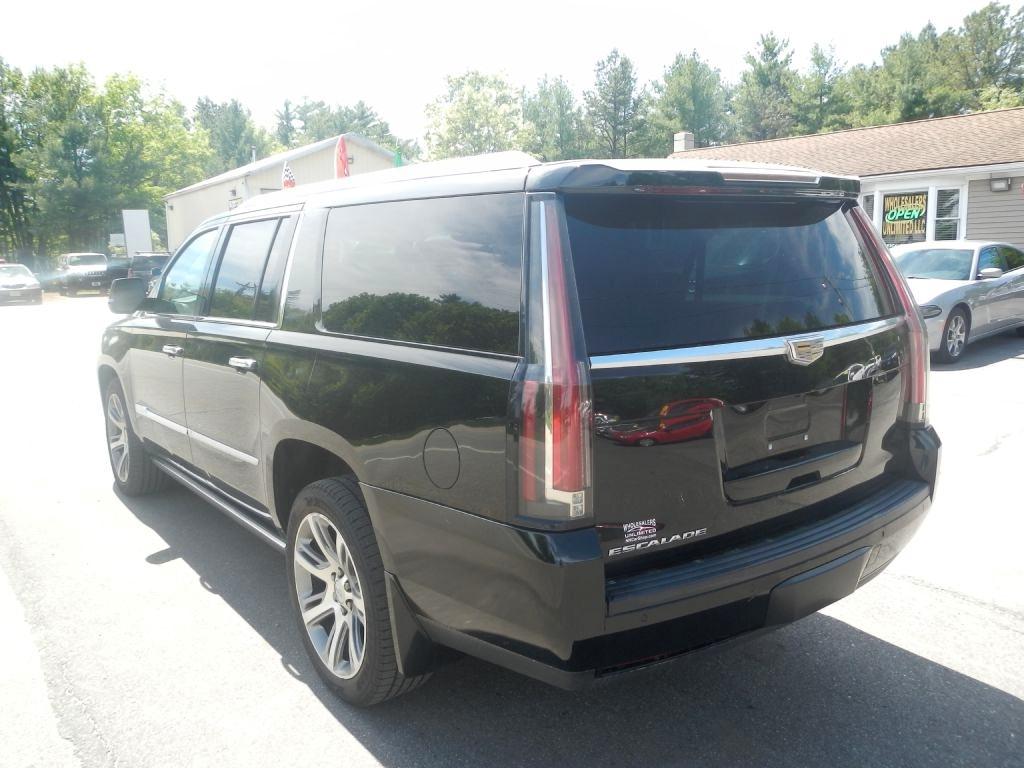 Cadillac Escalade ESV Premium 4WD 2015