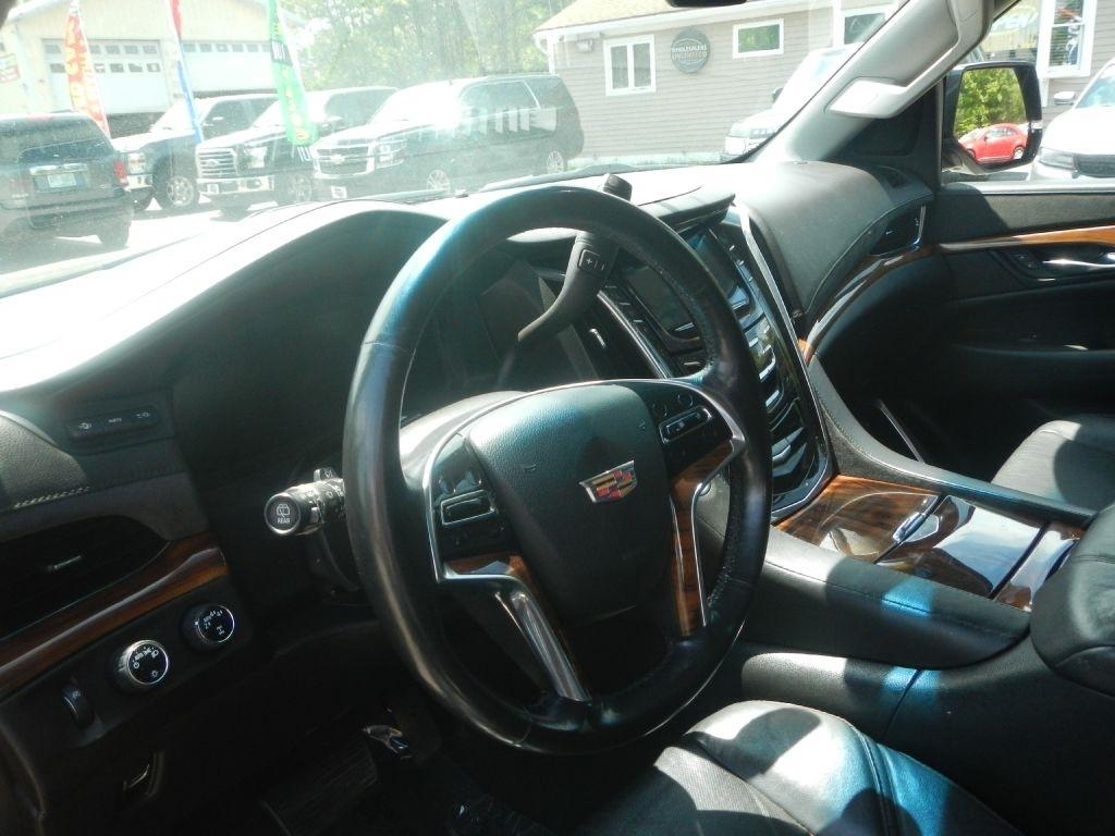 Cadillac Escalade ESV Premium 4WD 2015