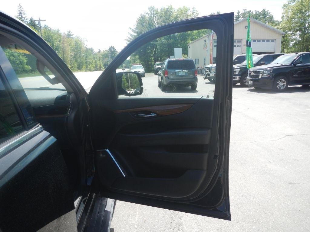 Cadillac Escalade ESV Premium 4WD 2015