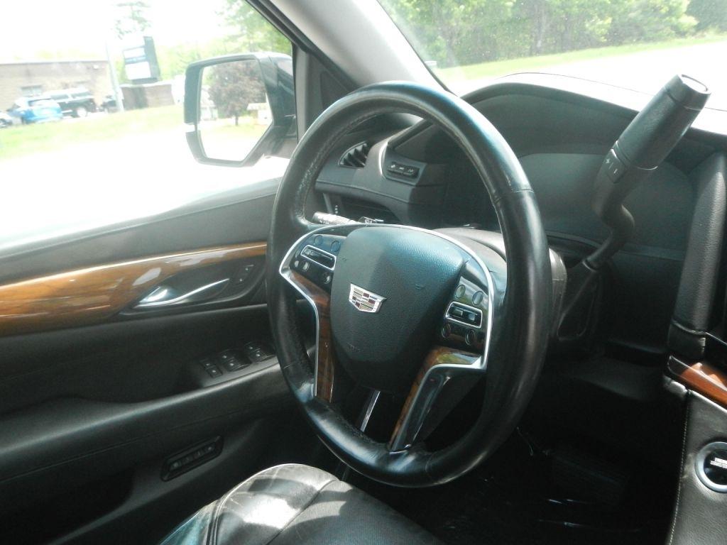Cadillac Escalade ESV Premium 4WD 2015