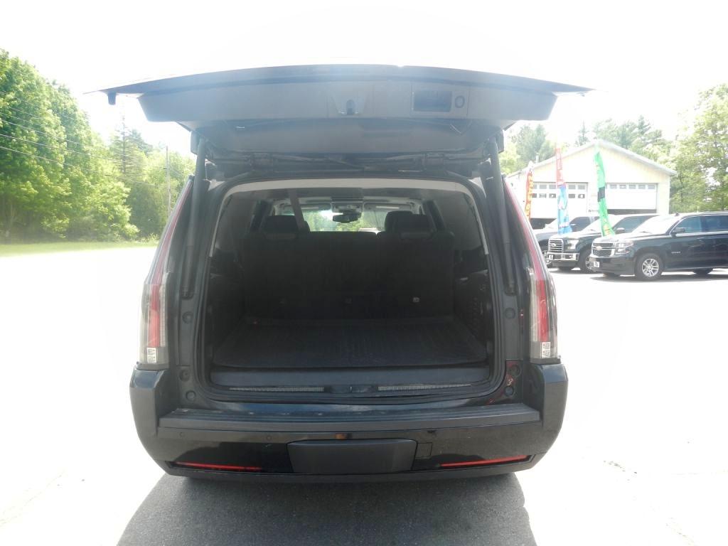 Cadillac Escalade ESV Premium 4WD 2015