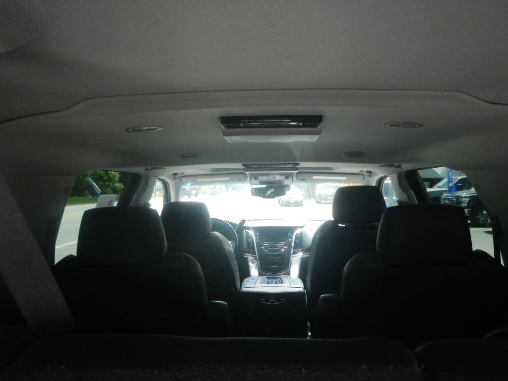 Cadillac Escalade ESV Premium 4WD 2015