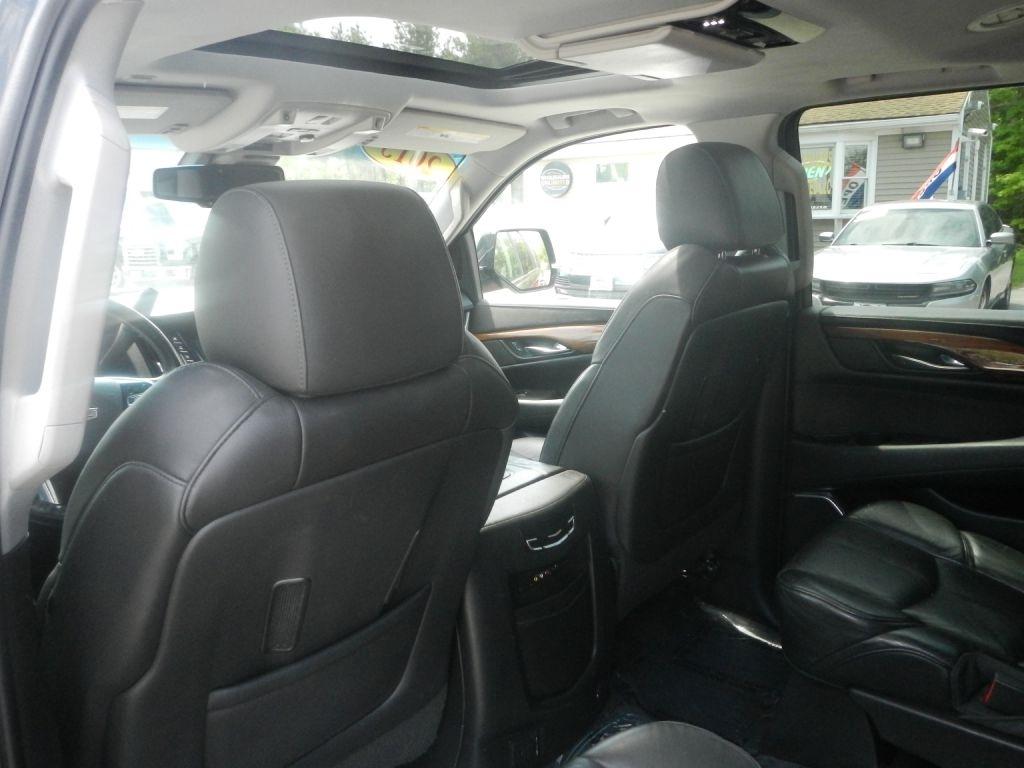 Cadillac Escalade ESV Premium 4WD 2015