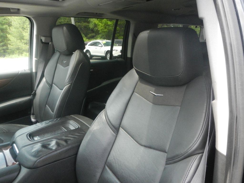 Cadillac Escalade ESV Premium 4WD 2015